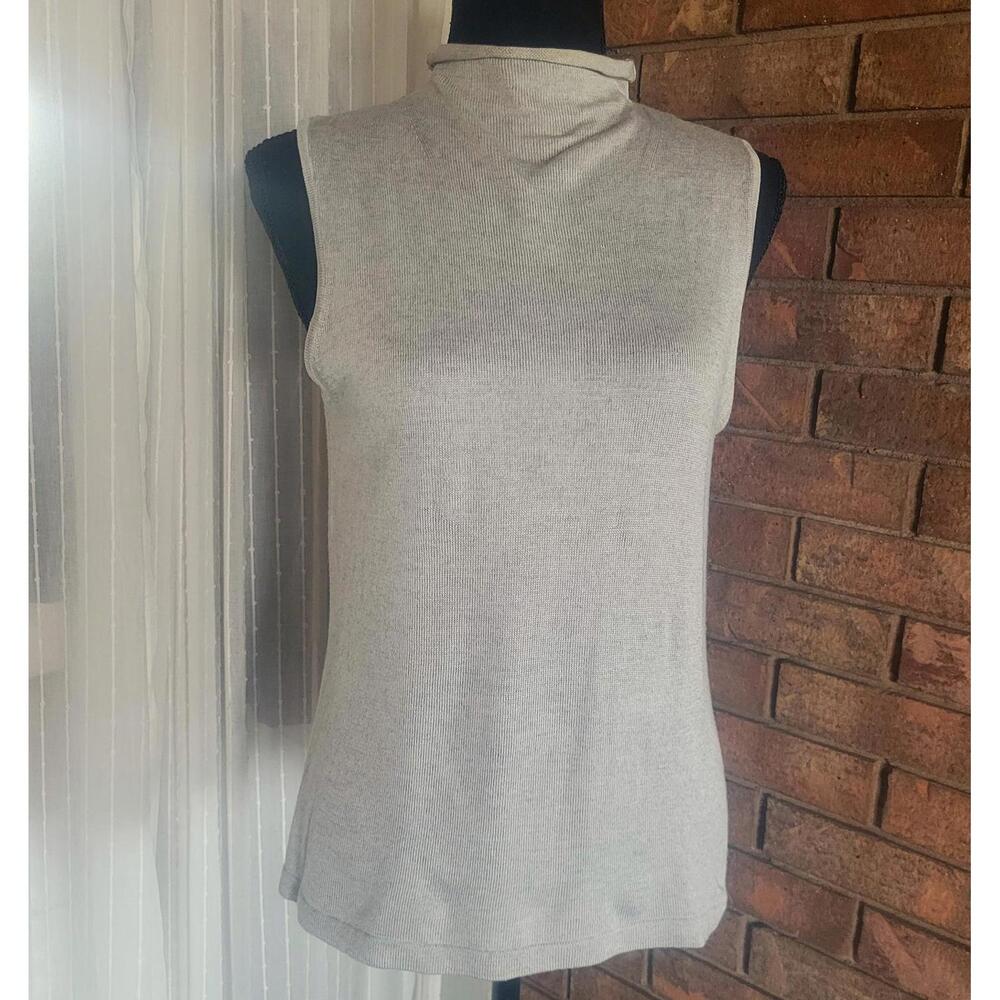 Liz Claiborne Sleeveless Mock Neck Sweater Tank in Light Gray
